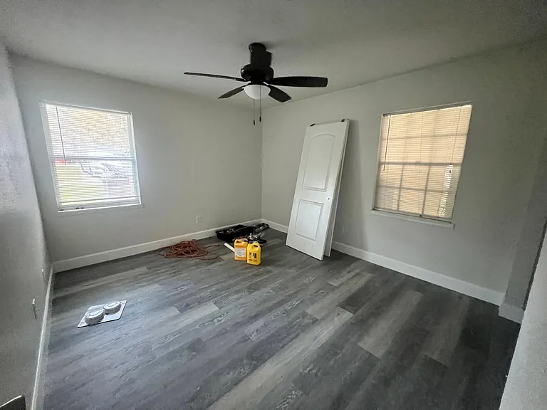 1042 SW McFarlane Ave #102 — Photo 7