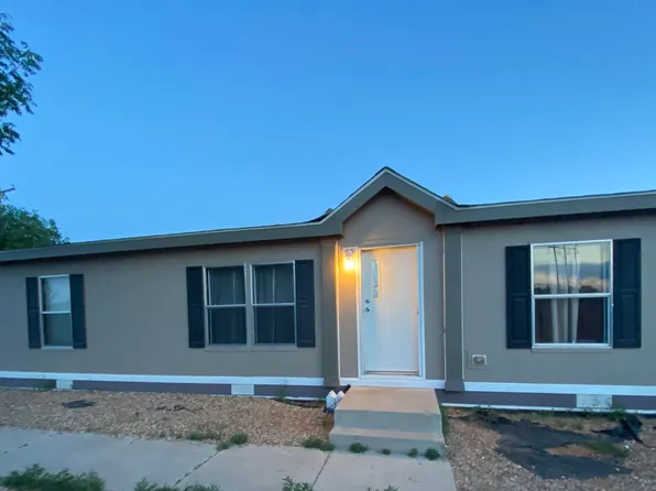 1415 N Austin St, Portales, NM 88130