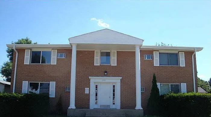 1st image of 2001 Scott Ln #C