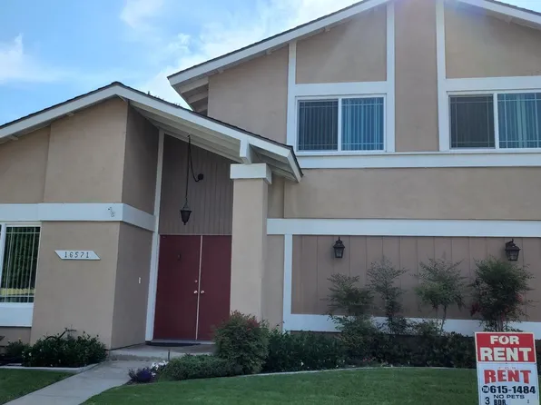 16571 Regina Cir #1, Huntington Beach, CA 92649