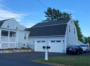 58 Collins St #B, Bristol, RI 02809