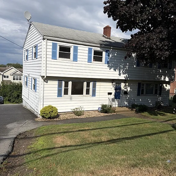 74 Cambridge Rd #1 — Photo 2