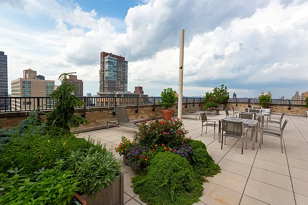 Sold by Brown Harris Stevens | media 5