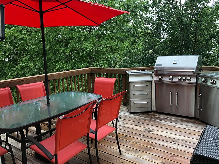 deck off kitchen