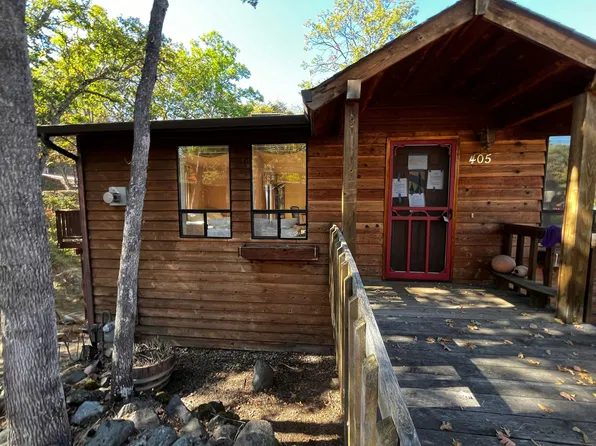 405 Wrights Creek Dr, Ashland, OR 97520