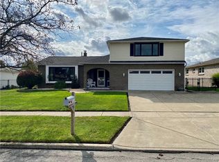 111 S Prince Dr, Depew, NY 14043