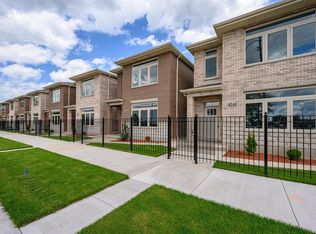 4233 S Halsted St, Chicago, IL 60609