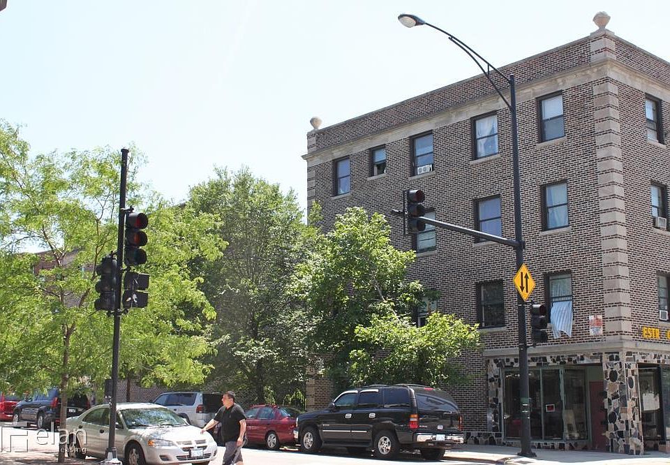 1st image of 1555 W Hollywood Ave APT 305