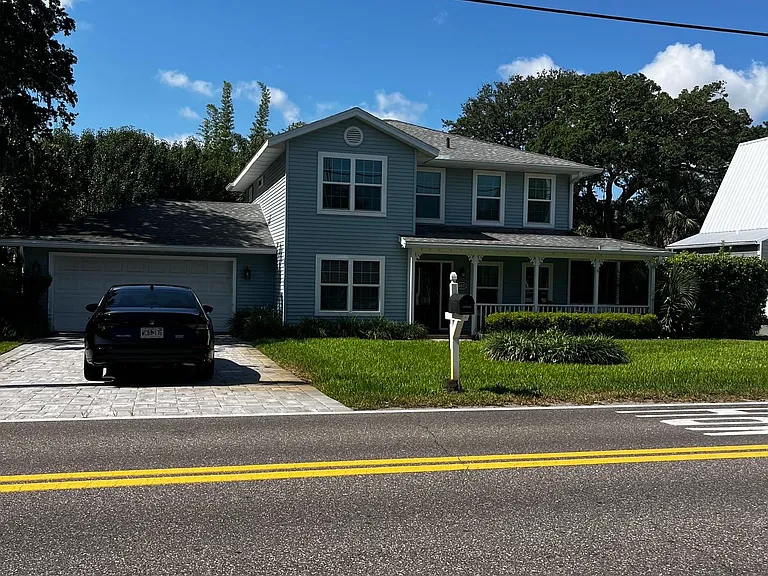 409 A St — Photo 3