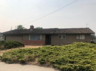 1685 SW 23rd St, Redmond, OR 97756