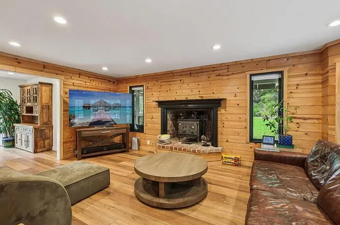 17386 Tressel Pass Rd — Photo 4