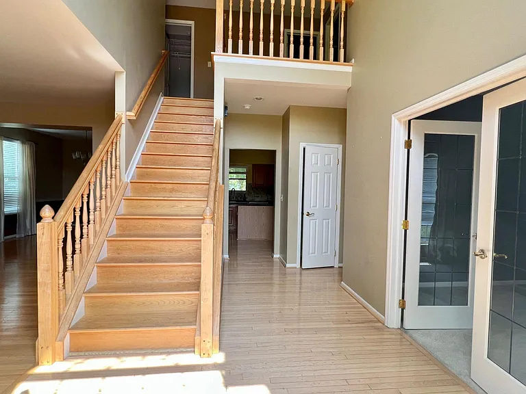 12130 Crestfield Ct — Photo 4