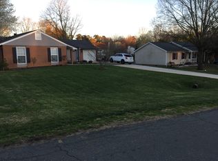 1201 Bucklebury Ct, Winston Salem, NC 27103