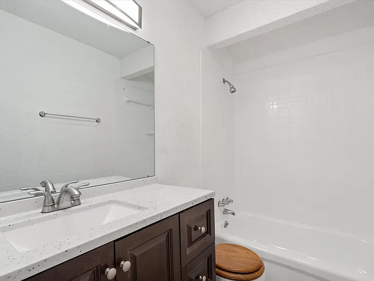 3415 Menchaca Rd #113 — Photo 11