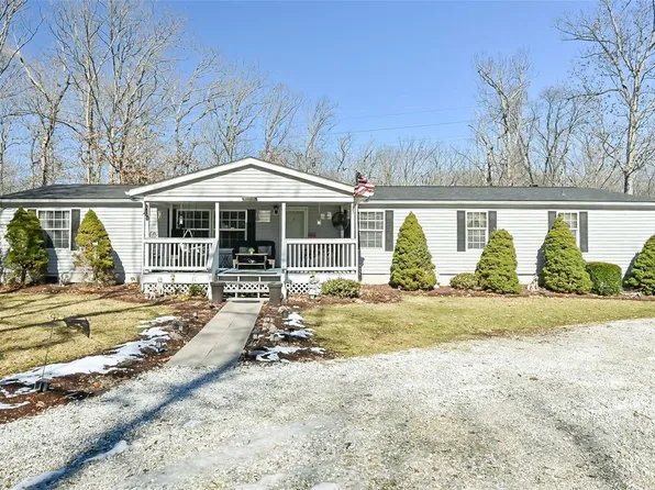 395 Staghorn Ln, Wright City, MO 63390