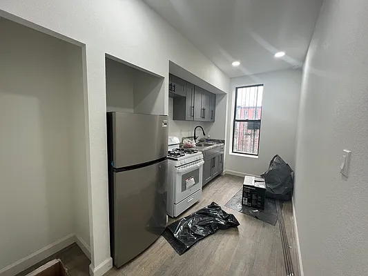 Rented by Ideal Properties Group | media 34