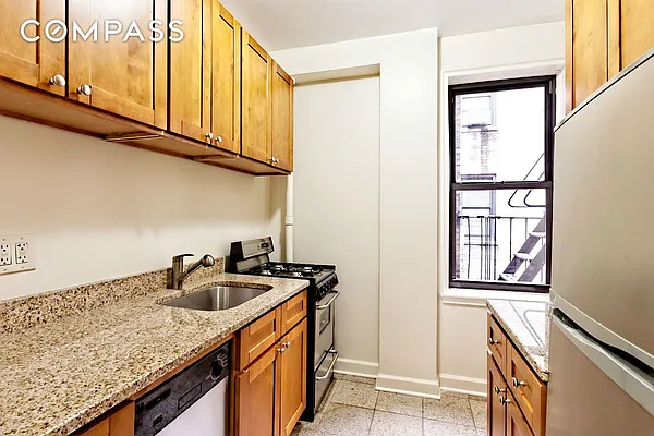 Rented by Compass | media 2