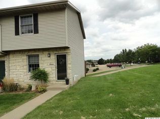 2804 Jfk Rd, Dubuque, IA 52002