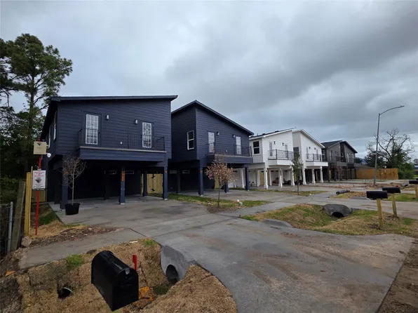 8411 Mahalia Dr, Houston, TX 77088
