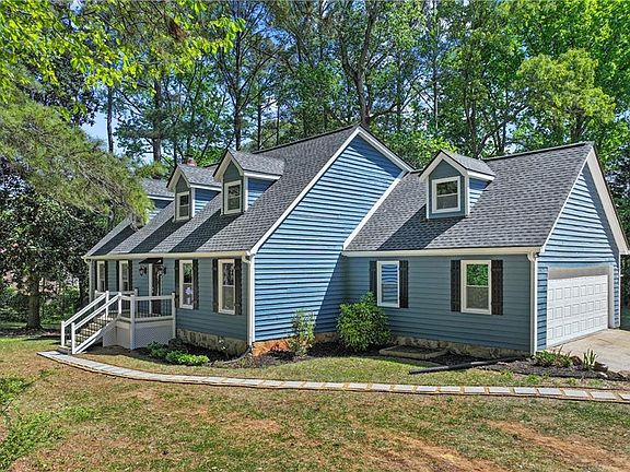4th image of 4089 Hickory Nut Dr