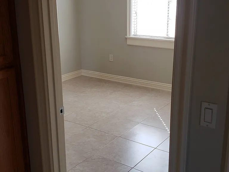 2520 Hauser Blvd — Photo 6