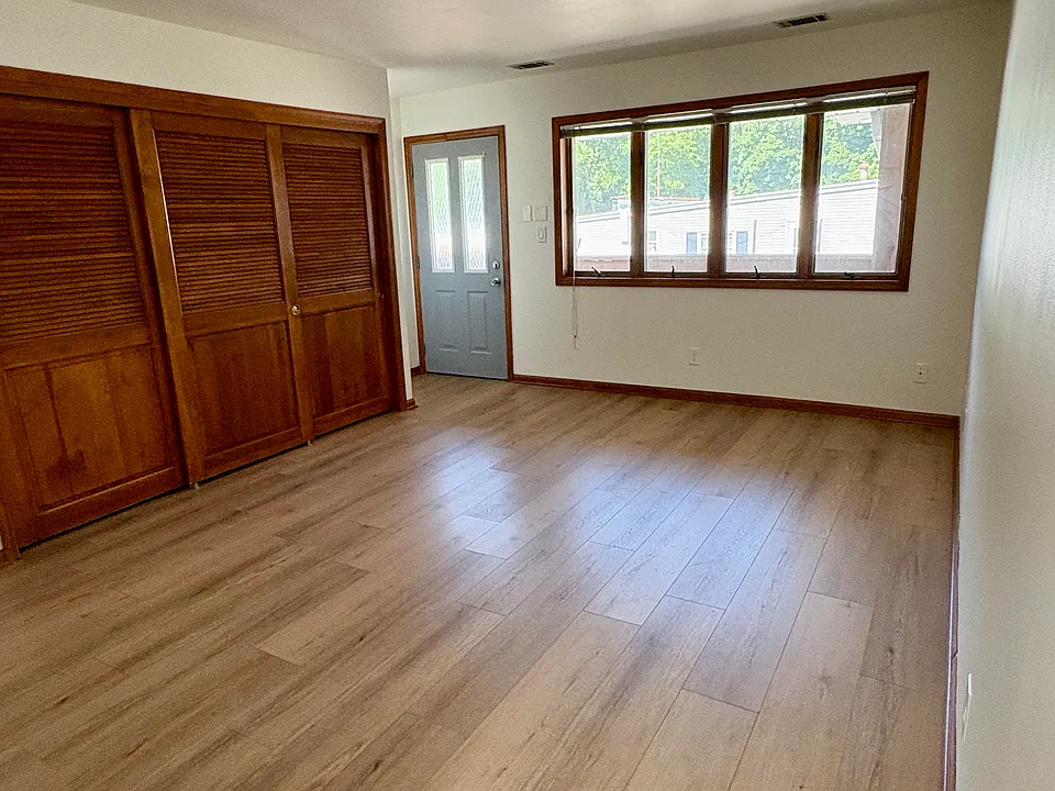 N56W6351 Center St #2
