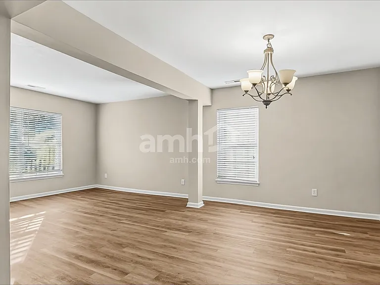 5145 Torrey Ln — Photo 6