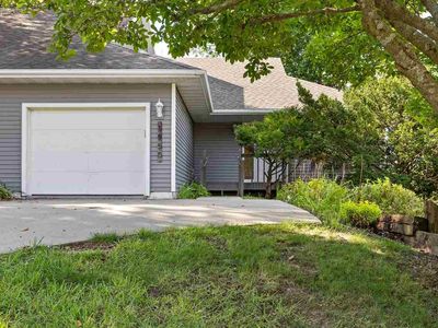 1950 S Ridge Dr, Coralville, IA, 52241