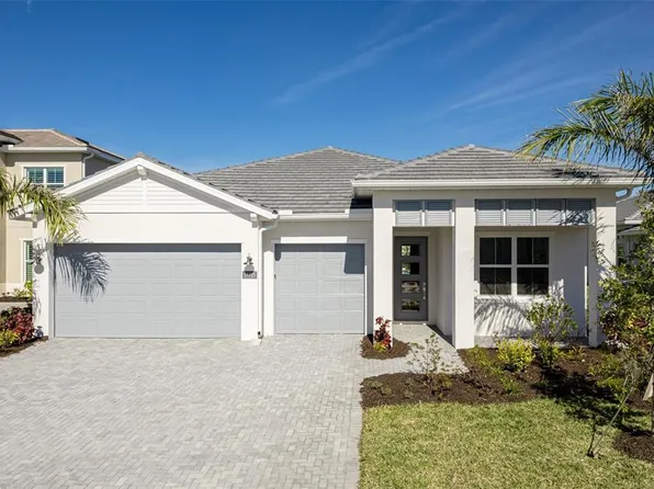 17715 Palmiste Dr, Lakewood Ranch, FL 34202