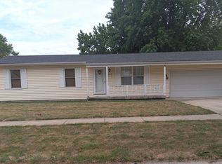 2307 E Pennsylvania Ave, Urbana, IL