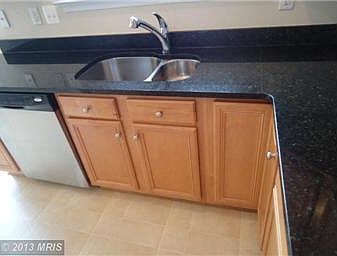 5th image of 580 Pelican Ave