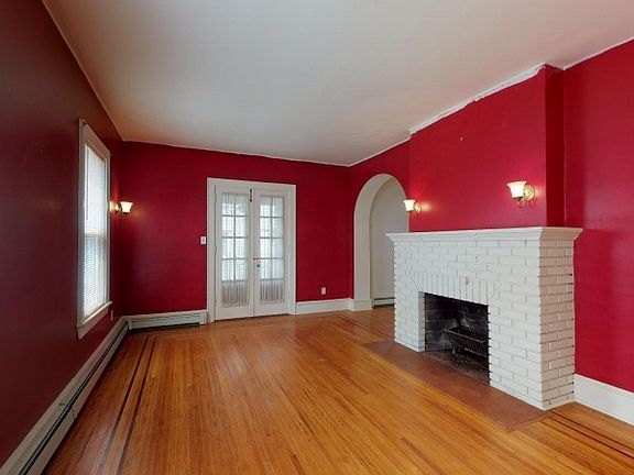 4th image of 87 Harte St