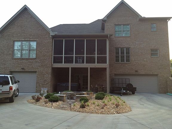 2nd image of 3008 Mountain Pointe Dr NW