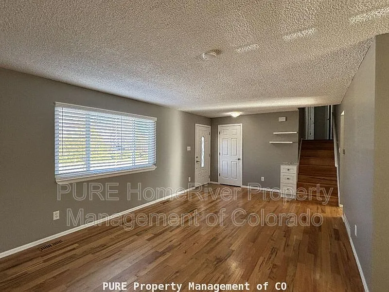3 bed, 2.5 bath, 1667 sqft, $2,750 — Photo 2