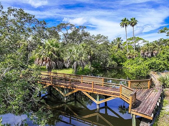 5th image of 182 Cocohatchee BLVD