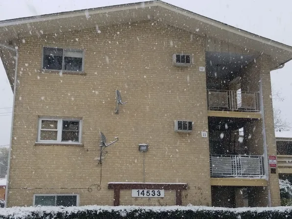 14533 Keystone Ave APT 10, Midlothian, IL 60445