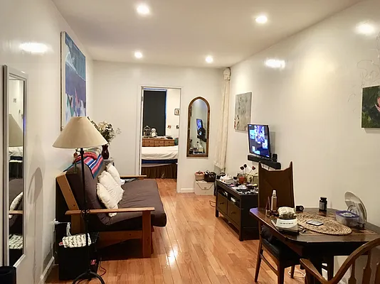 Rented by Compass | media 15