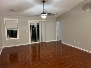 104 Greenleaf Dr, Greer, SC 29651