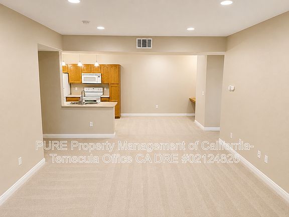 2nd image of 41410 Juniper St Unit 323