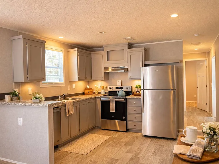 11500 SW Kanner Hwy #13 — Photo 3