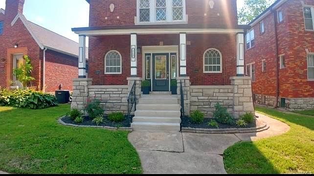 1st image of 3360 Lawn Ave