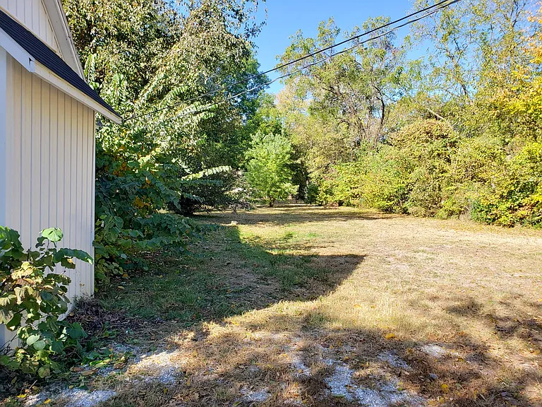 337 N Park Ave — Photo 34