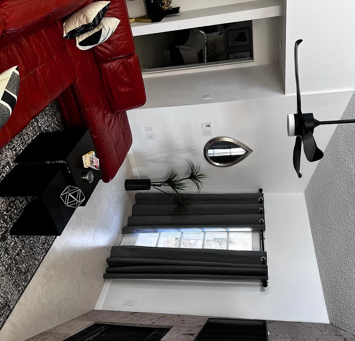 3 bed, 1409 sqft, $1,550 — Photo 2