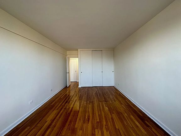 5th image of 16420 Highland Ave APT 6D