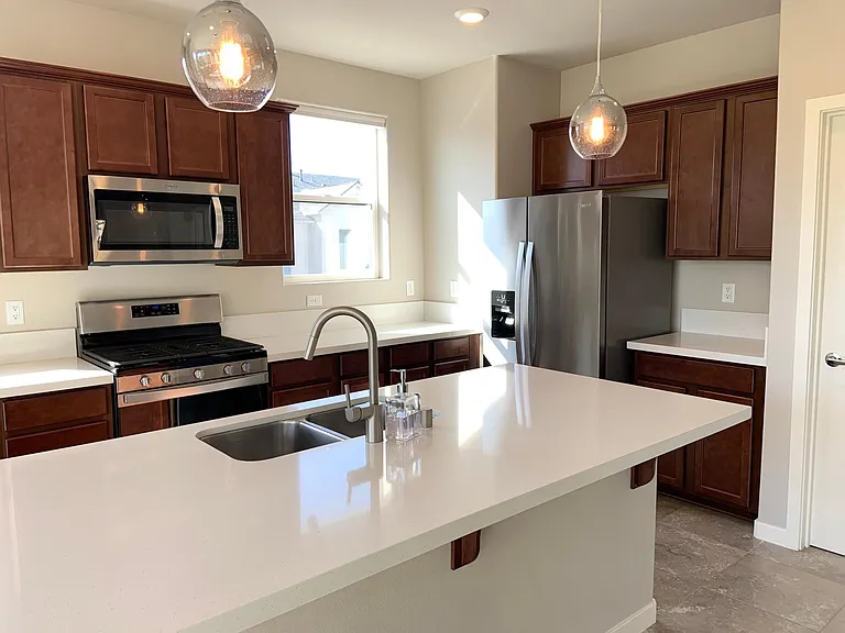 535 Gloria May Ln — Photo 4