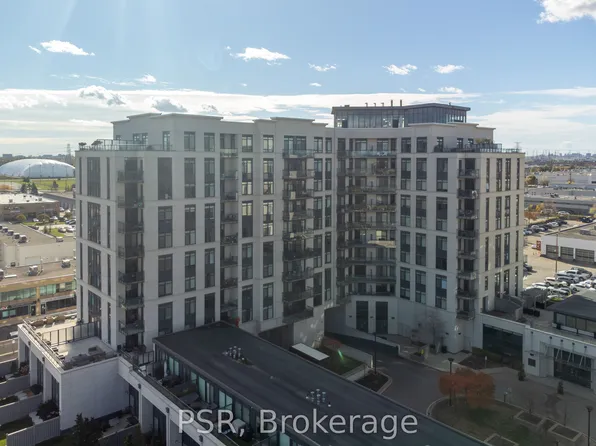 24 Woodstream Blvd #715, Vaughan, ON L4L 8C4