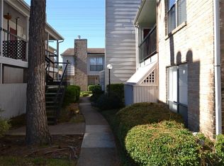 2100 Wilcrest Dr APT 213, Houston, TX 77042