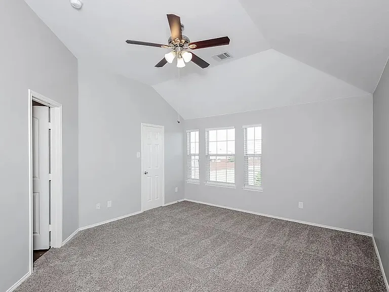 11944 Brown Fox Dr — Photo 8