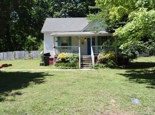 39 6th St, York, SC 29745