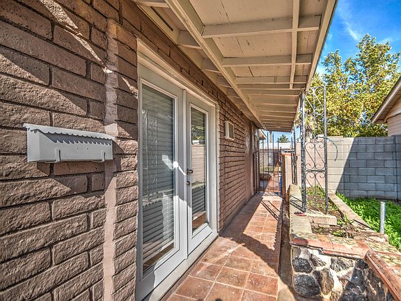 3rd image of 3536 W San Miguel Ave